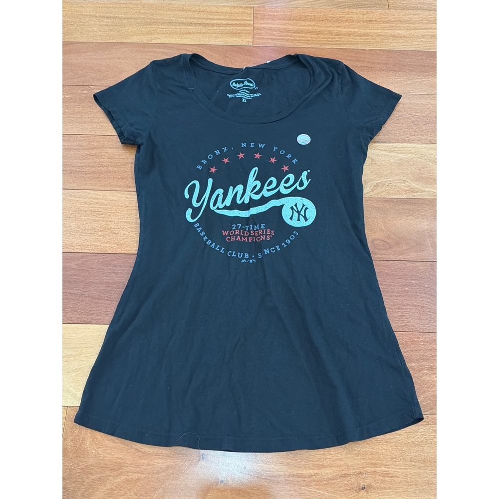 NWOT Majestic Threads New York Yankees T-Shirt Womens Black Graphic Tee XL
